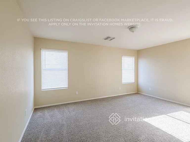 114 E Beth Dr — Photo 11