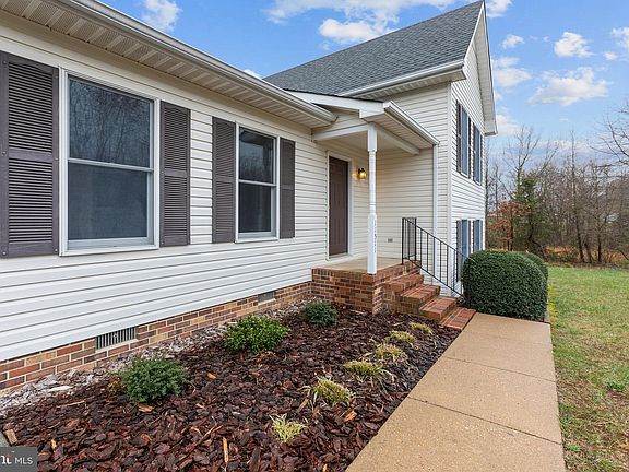 2nd image of 11511 Piedmont Dr