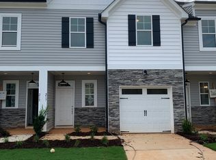 217 Peach Orchard Ct, Mebane, NC 27302