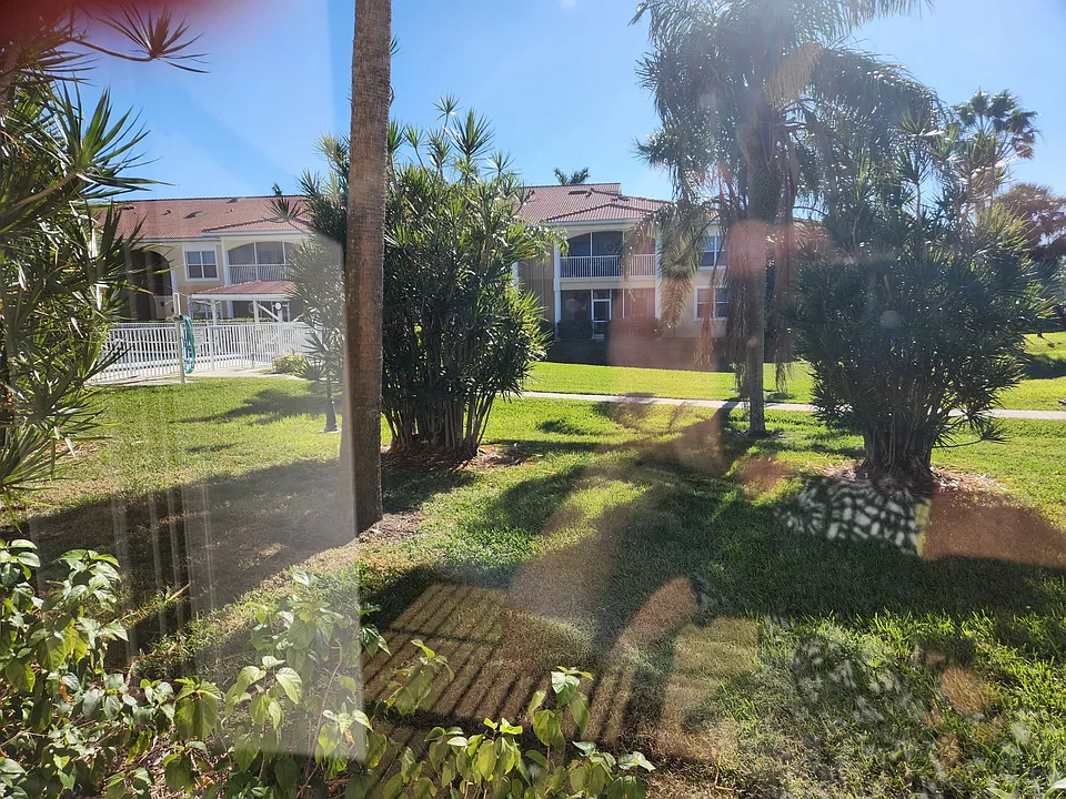 12491 McGregor Blvd #4