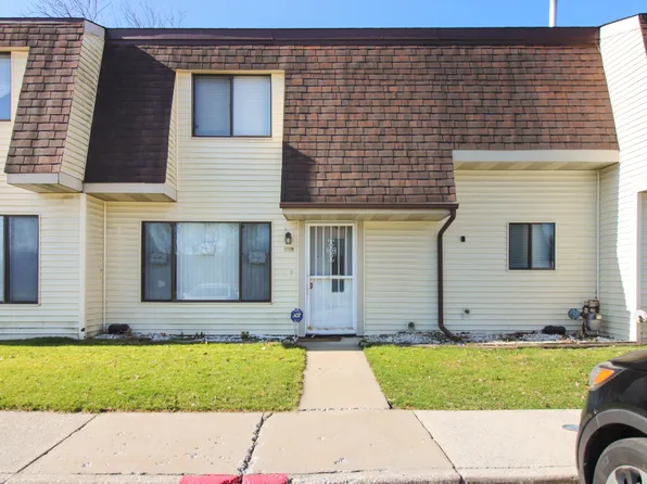 411 E 60th Dr, Merrillville, IN 46410