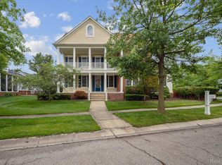595 McKinley Cir, Canton, MI 48188