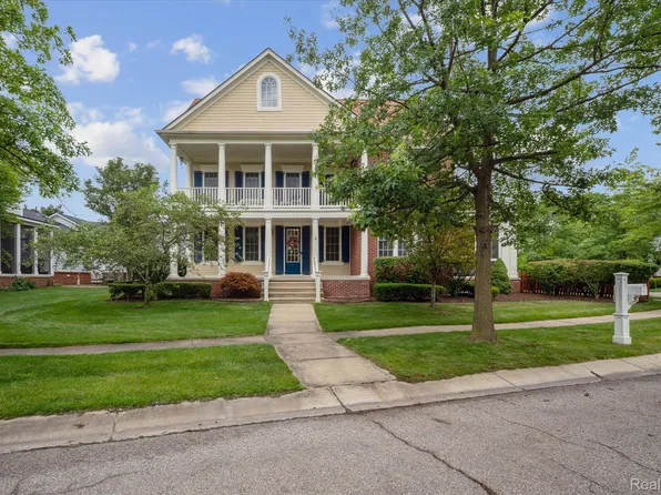 595 McKinley Cir, Canton, MI 48188