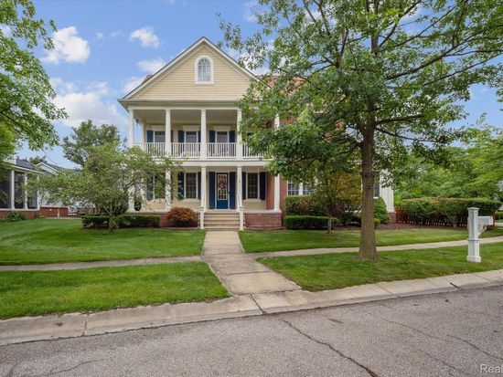 595 McKinley Cir, Canton, MI 48188