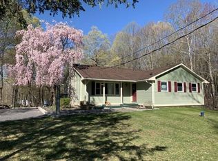 265 Pells Rd, Rhinebeck, NY 12572