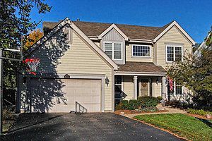 1st image of 748 Foxmoor Ln