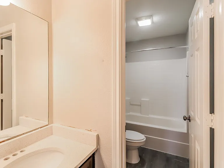 9112 Christopher Cir — Photo 15