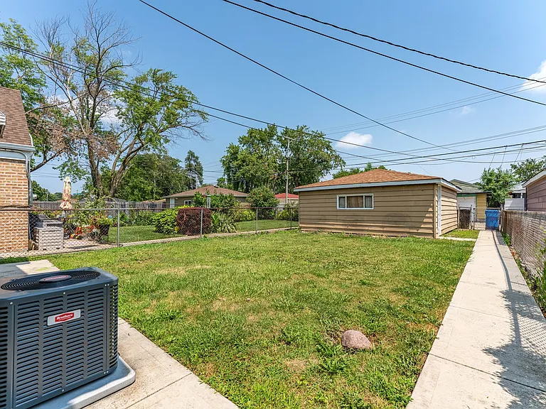 4507 S Leamington Ave — Photo 31