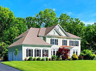 75 Canterbury Hill Rd, Acton, MA 01720