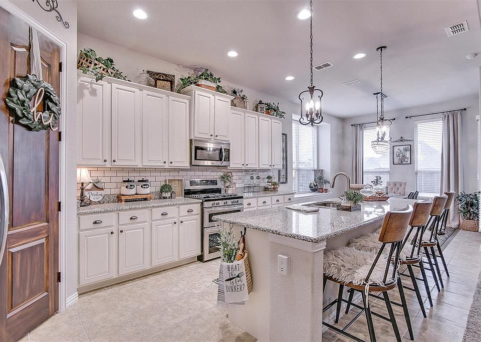 1st image of 5107 Melia Dr