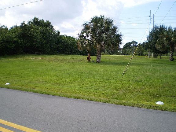 2nd image of 25748 Aysen Dr