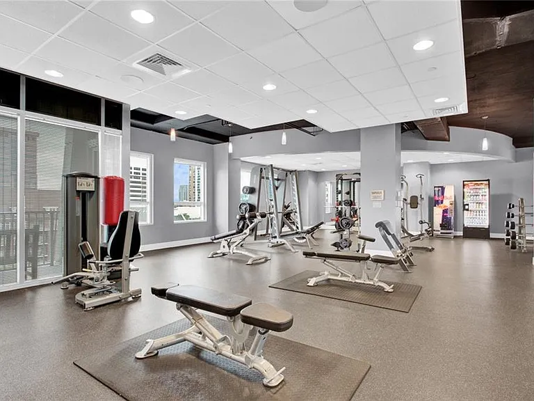 943 Peachtree St NE #1210 — Photo 46