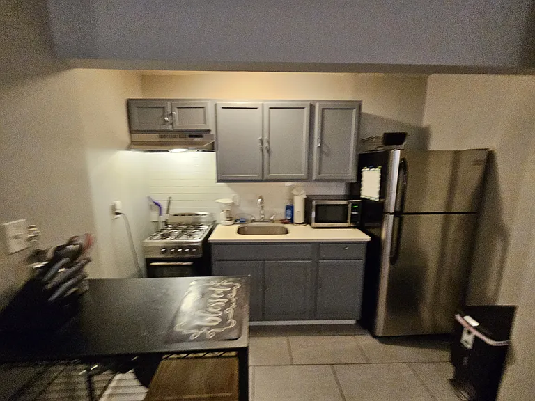 4130-4132 Fisher St #4132-12 — Photo 9