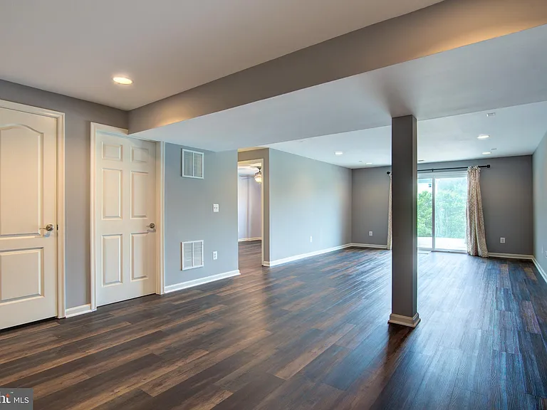 13481 Arcadian Dr — Photo 50