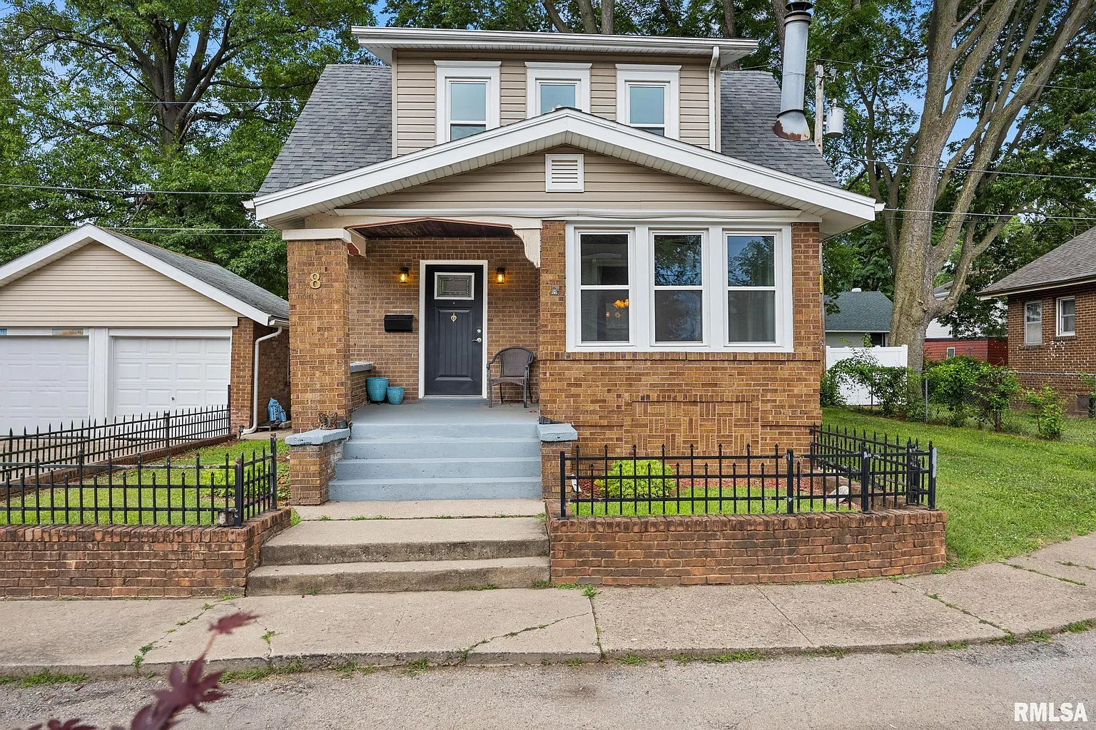 8 Rosenberg Ct photo 1