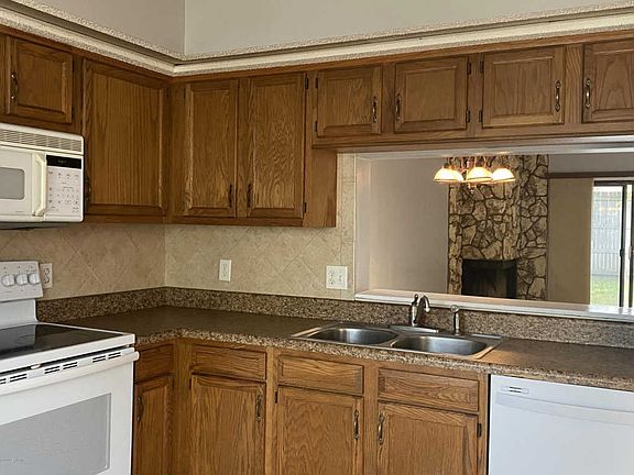 2nd image of 14344 Coral Reef Dr S