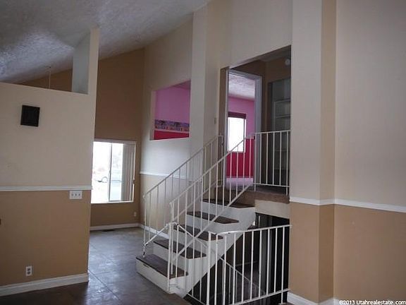 3rd image of 4110 S Sunnypark Ln