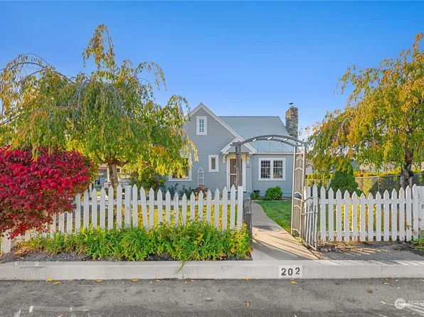 202 Chapel Street, Cashmere, WA 98815