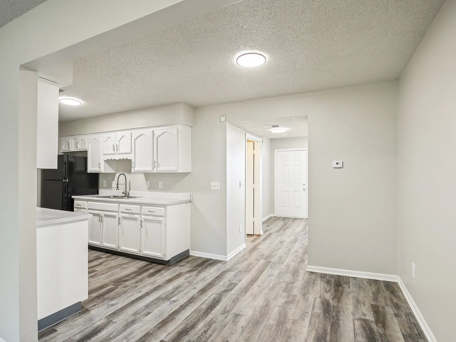 Grand Vue Townhomes — Photo 2