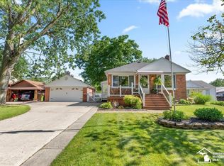 25745 Gibraltar Rd, Flat Rock, MI 48134