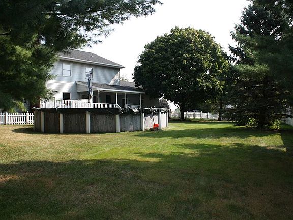 5th image of 16 Gleneagles Blvd