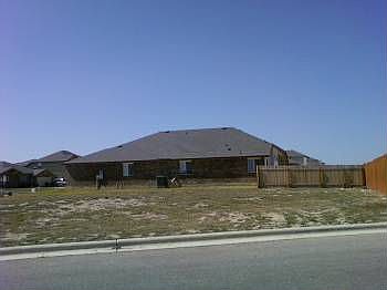 2nd image of 203 Scarlet Ln