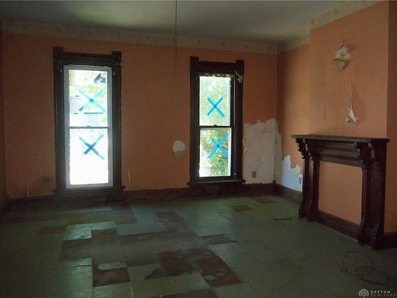 4th image of 130 Hawker St