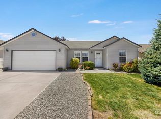 1392 Valencia St, Twin Falls, ID 83301