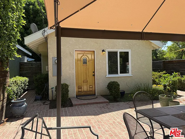 4535 Matilija Ave — Photo 14