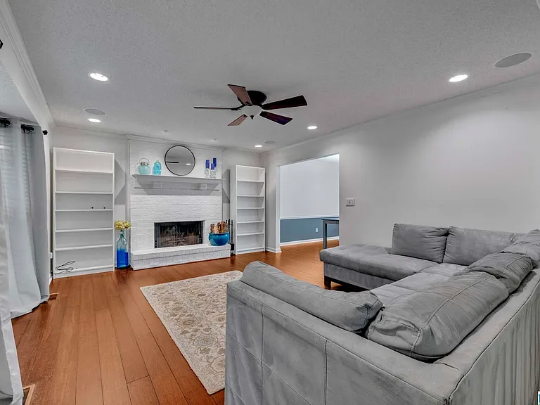5501 Heath Row Dr — Photo 5