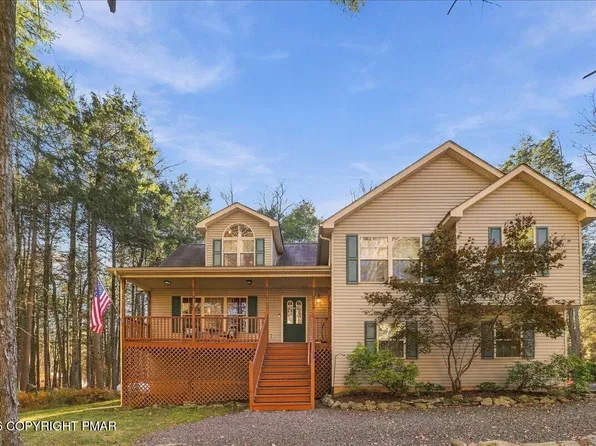 176 Sir Bradford Rd, Pocono Lake, PA 18347