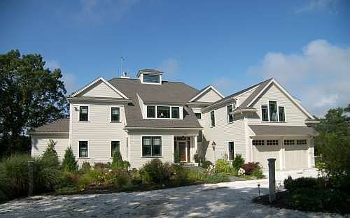 209 Seapit Road in Waquoit Village - not Hatchville