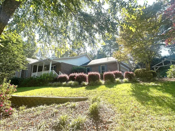 315 Springwood Dr NE, Valdese, NC 28690