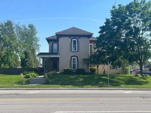 637 W 5th St, Delphos, OH 45833