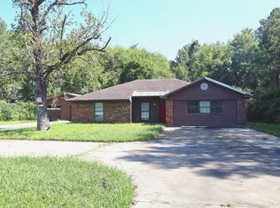 6680 Helbig Rd, Beaumont, TX 77708