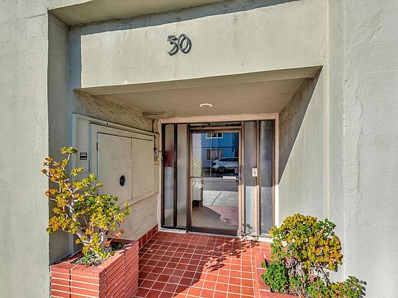 3rd image of 50 Cutler Ave APT 105