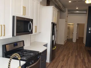 327 Race St APT 1A, Philadelphia, PA 19106