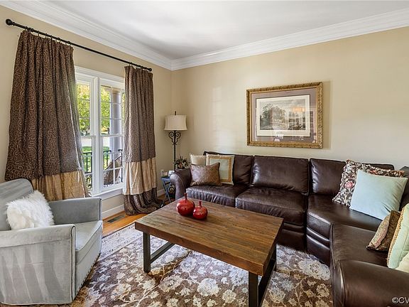5th image of 11704 Country Lake Dr