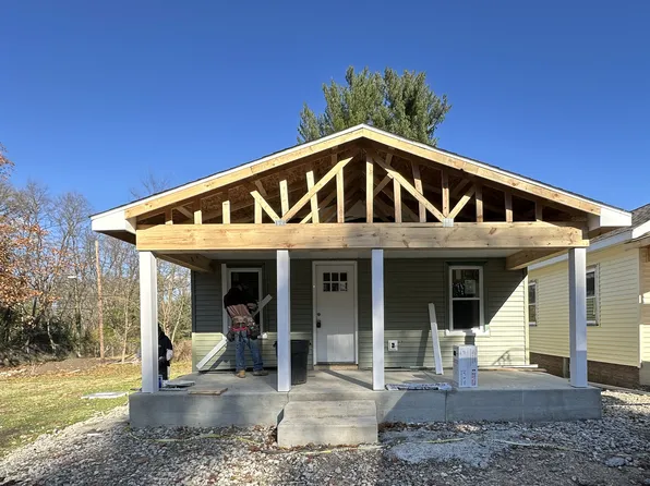 2653 Pearce Ave, Youngstown, OH 44511