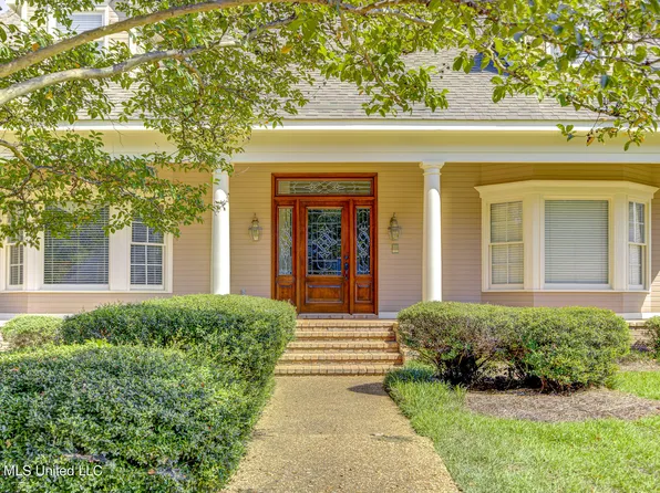301 Concord Dr, Clinton, MS 39056