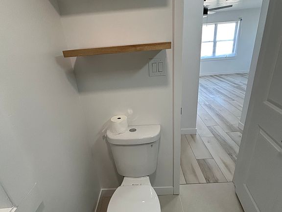 4th image of 1617 Everett Ave #1