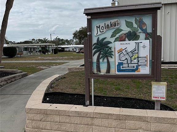 3rd image of 89 Mauna Loa Dr