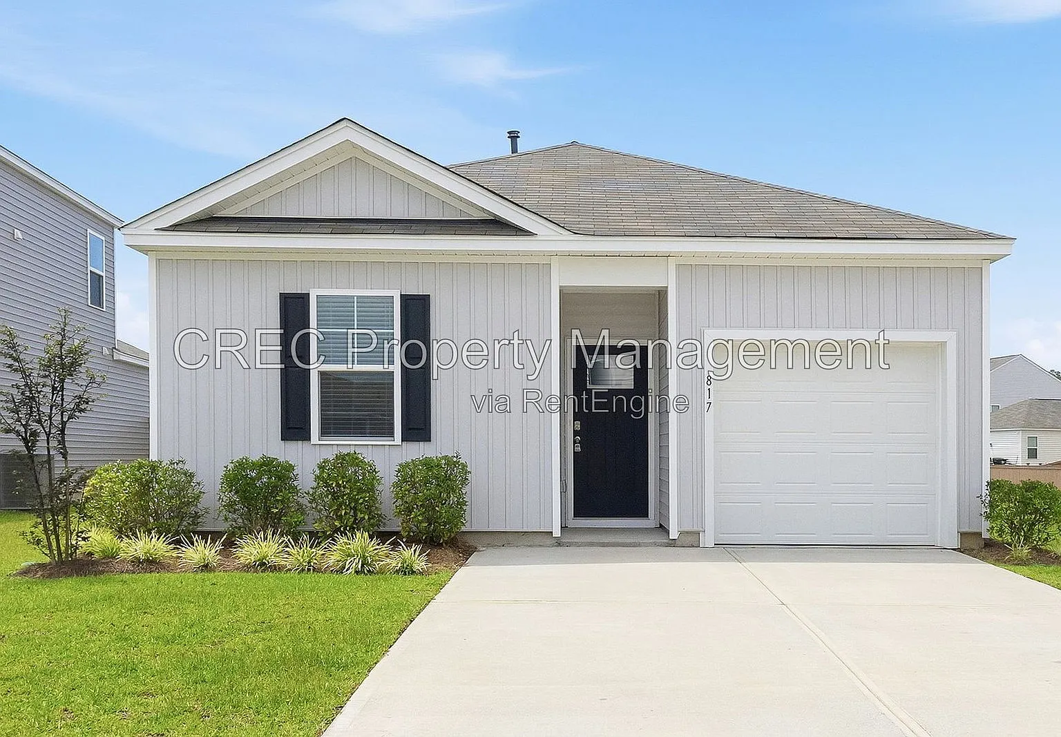 4 bed, 2.0 bath, 1474 sqft, $2,300 — Photo 1
