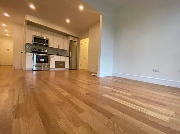 838 Riverside Drive image 1 of 8