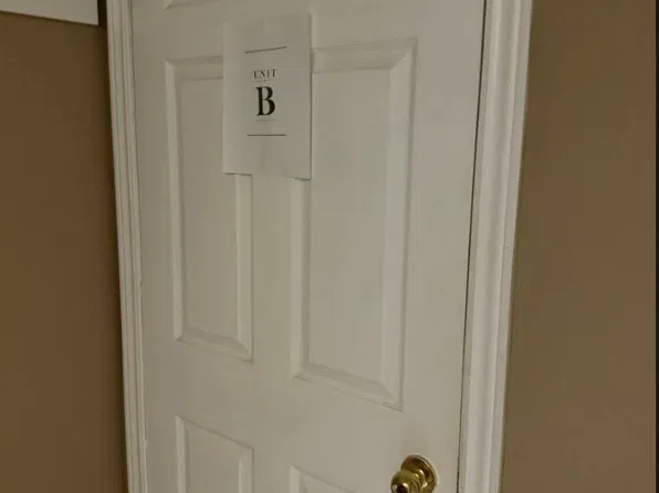 7 Waltham Dr, Toronto, ON M9V 1S6