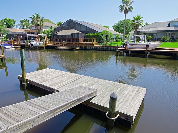 5th image of 4413 Coquina Dr