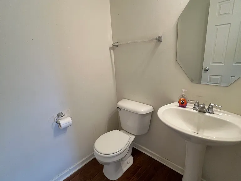4014 Pompton Ct — Photo 6