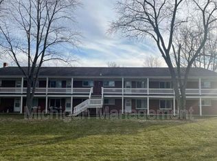 59425 Ten Mile Rd #5B, South Lyon, MI 48178