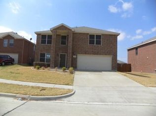 8110 Zephyr Ct, Arlington, TX 76002