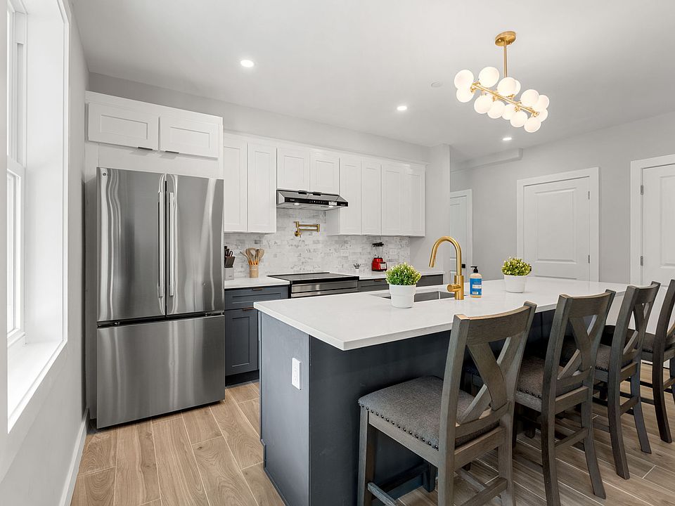 1st image of 59 Perrin St #1